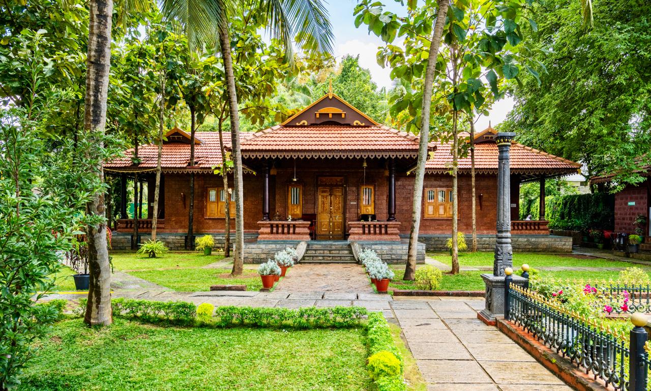 Step Back in Time: Exploring the Nalukettu Experience at Thanima FarmLife!